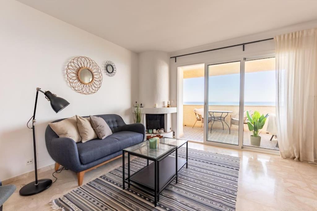 Larycorte, Beautiful 3bdr Beachfront * Marbella